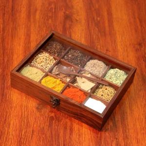 Elegante caja de especias de madera Sheesham con 9 compartimentos, organizador Masala hecho a mano para almacenamiento de hierbas y especias de cocina - Product Image 6