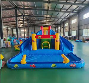 Parque Acuático Inflable de PVC de Doble Carril, Castillo Hinchable para Niños con Tobogán de Agua y Pistola de Agua para el Patio Trasero - Product Image 1