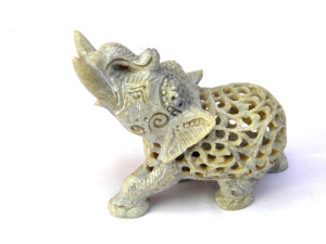 Statue d'éléphant en pierre naturelle de stéatite, sculpture artisanale, détail sous-coupé, pour la décoration du Nouvel An chinois et de Diwali - Product Image 3