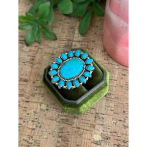 Bague ajustable en argent sterling avec turquoise Kingman faite à la main, sertie en clos - Product Image 3