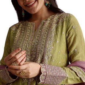 Mehendi Green Crush Tissue Sharara Suit avec paillettes Zari Fête de mariage Réception festive et célébrations culturelles traditionnelles - Product Image 5