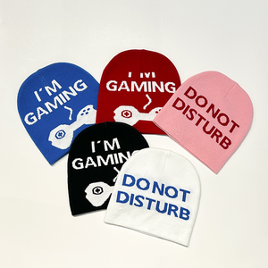 Fabricante de fábrica Trending Style Beanie Cap Hombres Etiqueta privada Rhinestone Trending Style Custom Crystal Rhinestone Winter Knit - Product Image 2