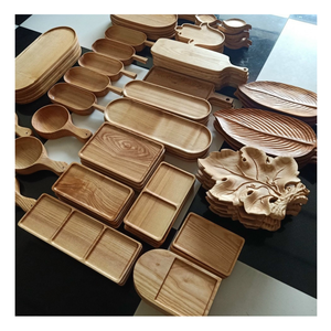 Plato de madera ecológico de Vietnam, madera natural para comedor, elegante bandeja de madera en varias formas a granel para exportación - Product Image 3