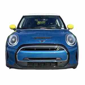 Hatchback d'occasion 2 portes SE 2024, cuir foncé, transmission manuelle, conduite à gauche, caméra de recul, 4L, prêt à rouler - Product Image 6