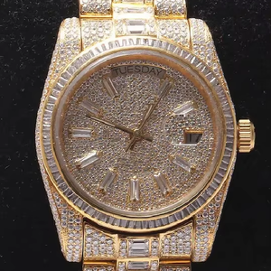 Relojes de diamantes de laboratorio de lujo personalizados para hombre, caja Rectangular, Baguette helado, banda de acero inoxidable, movimiento Eta, ventana de esfera de cristal - Product Image 1