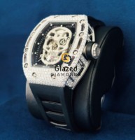 Montre mécanique automatique vintage en acier inoxydable noir avec cadran en verre analogique, motif tête de mort et breloque en diamant de laboratoire taillé