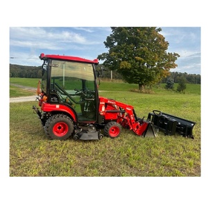 El tractor comercial Branson 2205H cuenta con un potente motor de 1007cc y un enganche de tres puntos de categoría 1. - Product Image 1