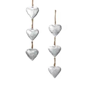 Decoración de Pared de Corazón de Metal, Adorno Navideño Moderno, Ecológico y Duradero para el Hogar - Product Image 1