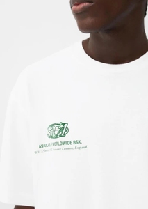 เสื้อยืดผู้ชายทรงโอเวอร์ไซส์สไตล์เรโทร ผ้าฝ้าย 100% คุณภาพสูง พิมพ์ลายโลโก้ตามสั่ง ทรงหลวม สไตล์สตรีท ดีไซน์สั่งทำพิเศษ เนื้อผ้า GSM สูง - Product Image 3