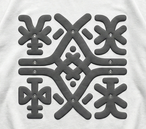 T-shirt Heritage Bloom Premium pour homme, streetwear, designer, mode urbaine, style viral, poids lourd, Y2K, impression en relief, CulturePiece - Product Image 6