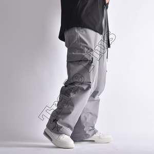 Pantalon cargo gris pour homme, fermeture à cordon, coupe ample, respirant, en polyester, style jambe large - Product Image 2