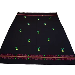 Pañuelo Hijab Pashmina Negro para Mujer, Textiles AHE al por Mayor, Bordado Floral a Mano, Suave, Transpirable, Cálido, para Uso Diario - Product Image 1