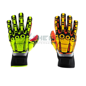 Les gants résistants aux coupures avec un design flexible et une poignée texturée offrent une protection des mains et un confort pour le verre métallique et les outils tranchants - Product Image 1