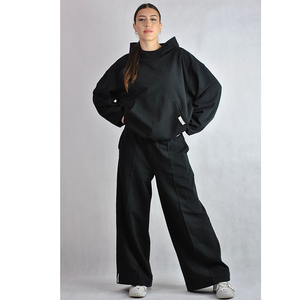 Conjunto de chándal de dos piezas para mujer de manga larga y algodón 100% al por mayor, pantalones cortos lisos en blanco con capucha y forro polar, chándal para mujer - Product Image 2