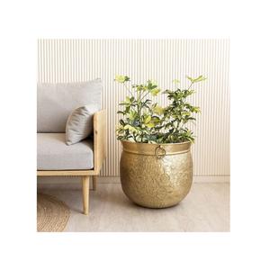 Grande jardinière en laiton au design artisanal avec poignée et finition dorée utilisée pour les hôtels et les accessoires de décoration de mariage - Product Image 1