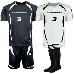 Camisetas de fútbol sublimadas diseño personalizado de alta calidad transpirable fútbol corto OEM uniformes de fútbol - Product Image 4