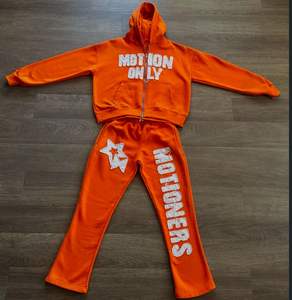 ชุดวอร์มแบบสวมศีรษะแนววินเทจสำหรับผู้ชายชุดวอร์มลำลองแบบกำหนดเอง - Product Image 1