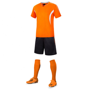 Vente en gros de nouveaux uniformes de rugby sublimés cousus pour hommes avec short et maillot imprimé uniforme de rugby professionnel de haute qualité - Product Image 2