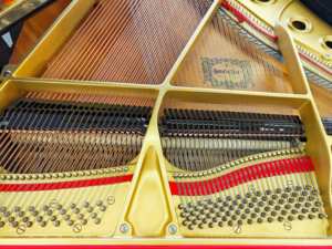 Yamahas G1B Baby Grand <b>Piano</b> 88-Key Solid Wood Classic Design with Rich Acoustic Tone for Stage and Studio High-Performance - Product Image 6