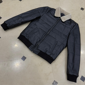 Vente en gros Veste en cuir de qualité supérieure pour hommes, moto, mode hivernale, veste décontractée personnalisée en cuir véritable de fabrication professionnelle - Product Image 1