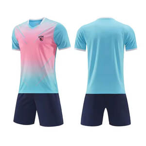 Uniforme de football de haute qualité, très vendu, léger, en polyester, fabriqué en polyester, uniforme de football pour adultes - Product Image 1