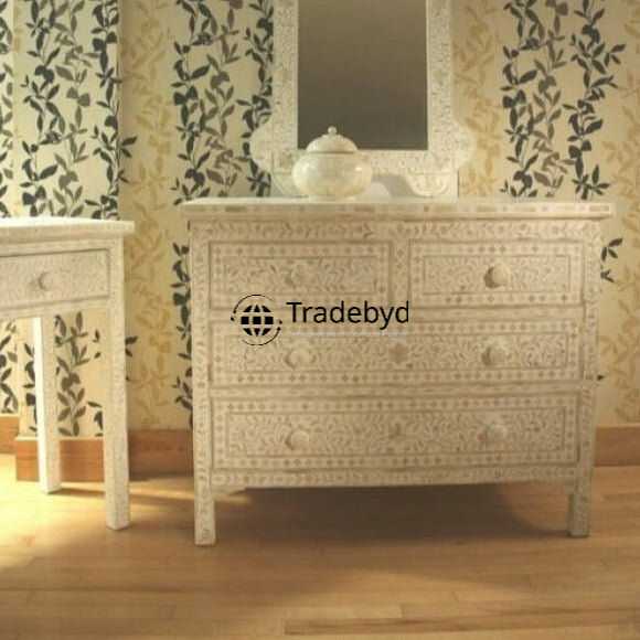 Available in different Colors