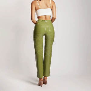 Pantalons en cuir pour femmes les plus vendus Pantalons en cuir pour femmes de haute qualité Pantalons en cuir de couleur unie Fabriqués au Pakistan - Product Image 3