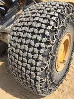 Chaîne de protection de pneu robuste 590 kg TPC-29.5-25-HD590 pour pneu de chargeuse sur pneus 29.5-25 en acier allié 65Mn/Manganèse-Bor anti-usure