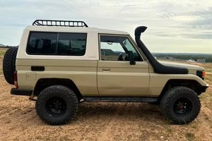 Aston Martin B-M-W Serie 3 330i XDrive 2023, Camioneta con Asientos de Cuero, Neumáticos R18, Transmisión Automática - Product Image 4