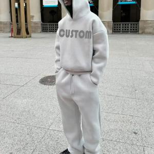 Venta al por mayor logotipo personalizado invierno sólido hombres 2 piezas Tech Fleece Sweatsuit conjunto transpirable ligero pantalones de chándal y Sudadera con capucha chándal - Product Image 1