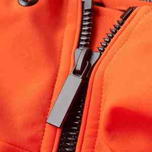 Chaqueta Softshell con Camuflaje Personalizado para Aventureros, Impermeable y Cortavientos, con Capucha, Cálida y Cómoda para el Invierno - Product Image 3