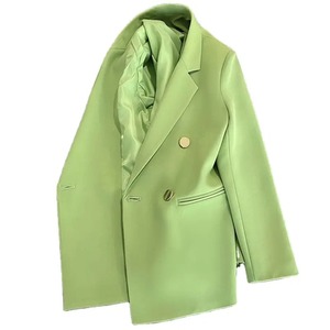 Manteau de blazer ceinturé pour femmes modernes avec logo personnalisé, veste de bureau à manches longues et coupe ajustée, vêtements de cérémonie élégants pour les affaires et les événements - Product Image 6