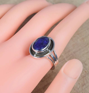 แหวนเงินแท้ 925 ประดับพลอยเทอร์ควอยซ์สีน้ำเงินธรรมชาติทรงรี งานแฮนด์เมด เครื่องประดับพลอยสำหรับผู้หญิง ของขวัญวันเกิดประจำเดือนธันวาคม - Product Image 2