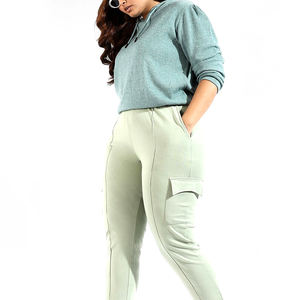 Sweat à capuche décontracté à la mode de haute qualité pour femmes Sweat à capuche d'hiver respirant de grande taille avec logo avant en vente - Product Image 4