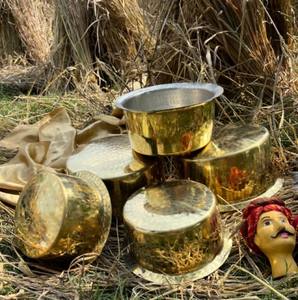 Ensemble de Patila en laiton martelé indien traditionnel Pot de lait de revêtement en étain Pots de vente chaude Patila en laiton, Pot,Bhagona,Tope 1L/2L/3L/4L/5L - Product Image 1