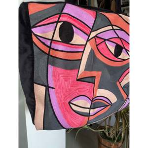 Sac en velours à ouverture et fermeture avec détails brodés - Product Image 3