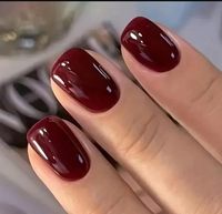 Faux ongles carrés courts à presser, rouge bordeaux velours, gel doux, 32 pièces, 16 tailles, qualité salon, aspect naturel, vente en gros