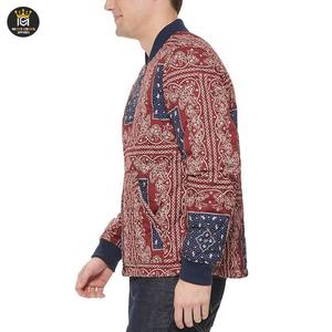 Blouson aviateur matelassé professionnel personnalisé pour hommes laine et tissu de haute qualité multicolore pour veste d'hiver d'hiver - Product Image 5