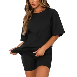 Conjunto de 2 piezas de ropa deportiva para mujer: camiseta y pantalones cortos de color sólido, estilo biker, personalizados para mujer. - Product Image 5