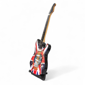 Guitarra en miniatura de madera al por mayor, instrumento decorativo de exhibición de guitarra en miniatura de madera para estantes y escritorios - Product Image 4