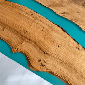 Table à manger en bois massif sur mesure « Laguna » – Table à manger moderne faite à la main avec plateau en bois dur à bords naturels - Product Image 5