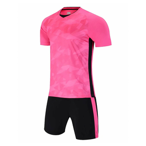 Vente en gros Vêtements de sport de haute qualité Uniforme d'entraînement de football Vente en gros Meilleur prix Séchage rapide Uniforme de football pour hommes avec logo personnalisé - Product Image 1