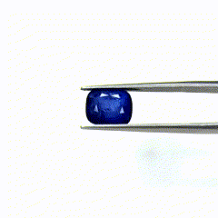 Zafiro Azul Natural de Bangkok de 4.83 ct, Corte Cojín, Gema Suelta, Esmeralda y Aguamarina de Corte Ovalado, y Ópalo de Color Violeta - Product Image 2
