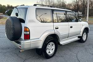 Toyota Prado TX Limited 1998 Usada en Buen Estado, Sin Accidentes, Volante a la Izquierda/Derecha - Product Image 3