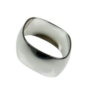 Vente en Gros de Ronds de Serviette Modernes en Or de Qualité Supérieure, Faits à la Main, en Métal, Parfaits pour Accessoires de Vaisselle, Élégants et Durables - Product Image 2