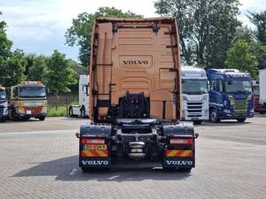 Volvo FH 13.500 Diésel Aero Globetrotter XL 6X2 Transmisión Automática Motor de Combustión Interna Potencia 375 kW (510 CV) Euro 6e - Product Image 4