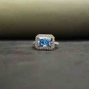 Elegante Anillo de Boda de Diamante Natural Azul Radiante en Oro Sólido de 18 Quilates y Acero Inoxidable, Estilo Moderno Unisex, Regalo para Fiestas, Certificado IGI - Product Image 2