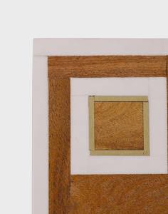 Fabindia Ayaana Ensemble de 4 sous-verres en résine et en bois est un ensemble de sous-verres carrés avec un design géométrique Chaque sous-verre comporte - Product Image 4