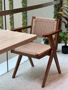 Silla de Comedor Moderna Julie Hecha de Madera de Teca Sólida de Buena Calidad y Tejido de Cuerda de Ratán para Uso en Interiores y Exteriores - Product Image 5