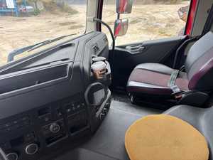 Camión Pesado 2023 de 6x4, 469HP (345kW), Euro 6, Diésel, Transmisión Automática, Solo 15000 km, En Buenas Condiciones - Product Image 2